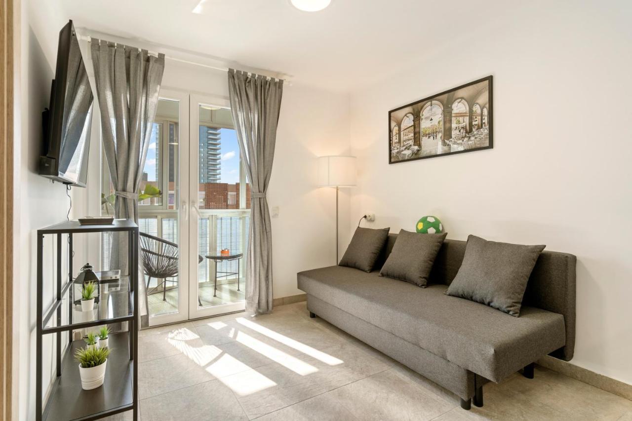 Apartamento Cerca De La Playa Барселона Екстериор снимка