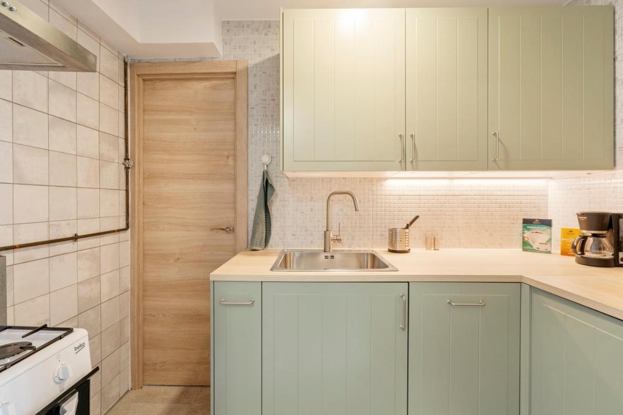 Apartamento Cerca De La Playa Барселона Екстериор снимка